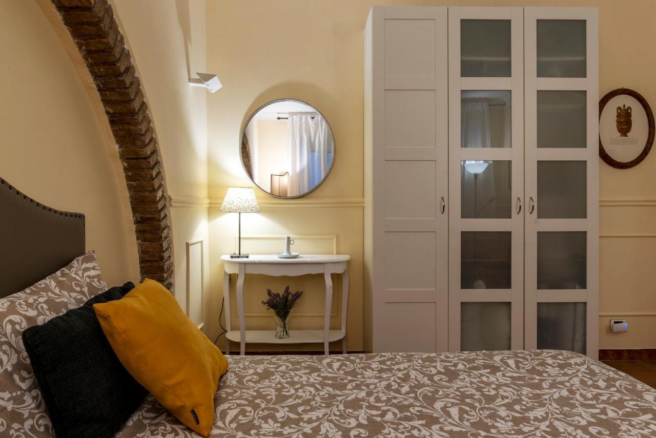 Piazza Navona & Pantheon Central Apartment Рим Екстериор снимка