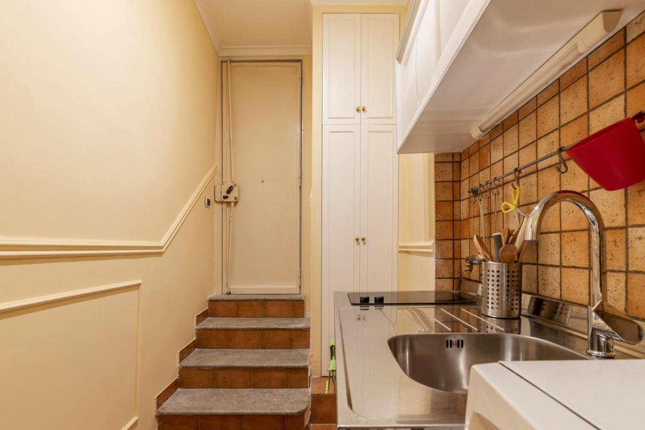 Piazza Navona & Pantheon Central Apartment Рим Екстериор снимка