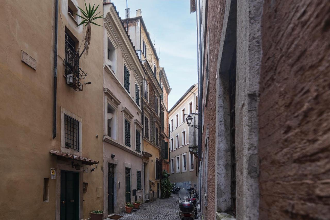 Piazza Navona & Pantheon Central Apartment Рим Екстериор снимка
