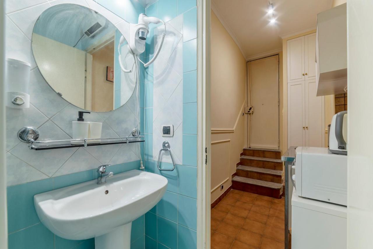Piazza Navona & Pantheon Central Apartment Рим Екстериор снимка